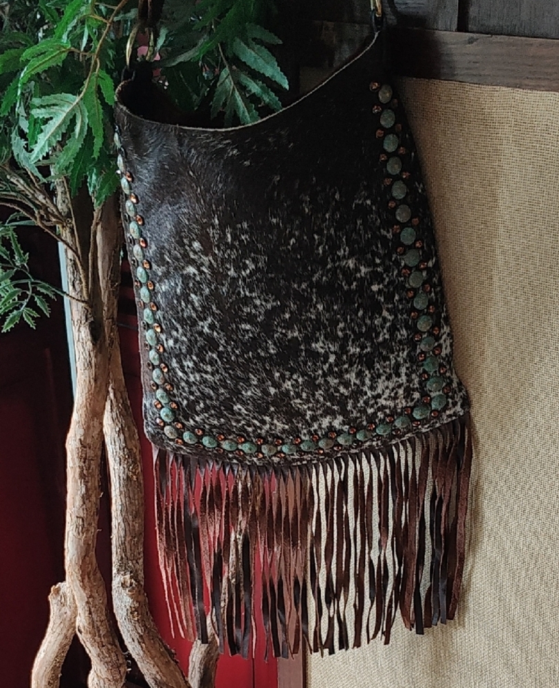 Kurtmen Fringed Leather Shoulder Bag